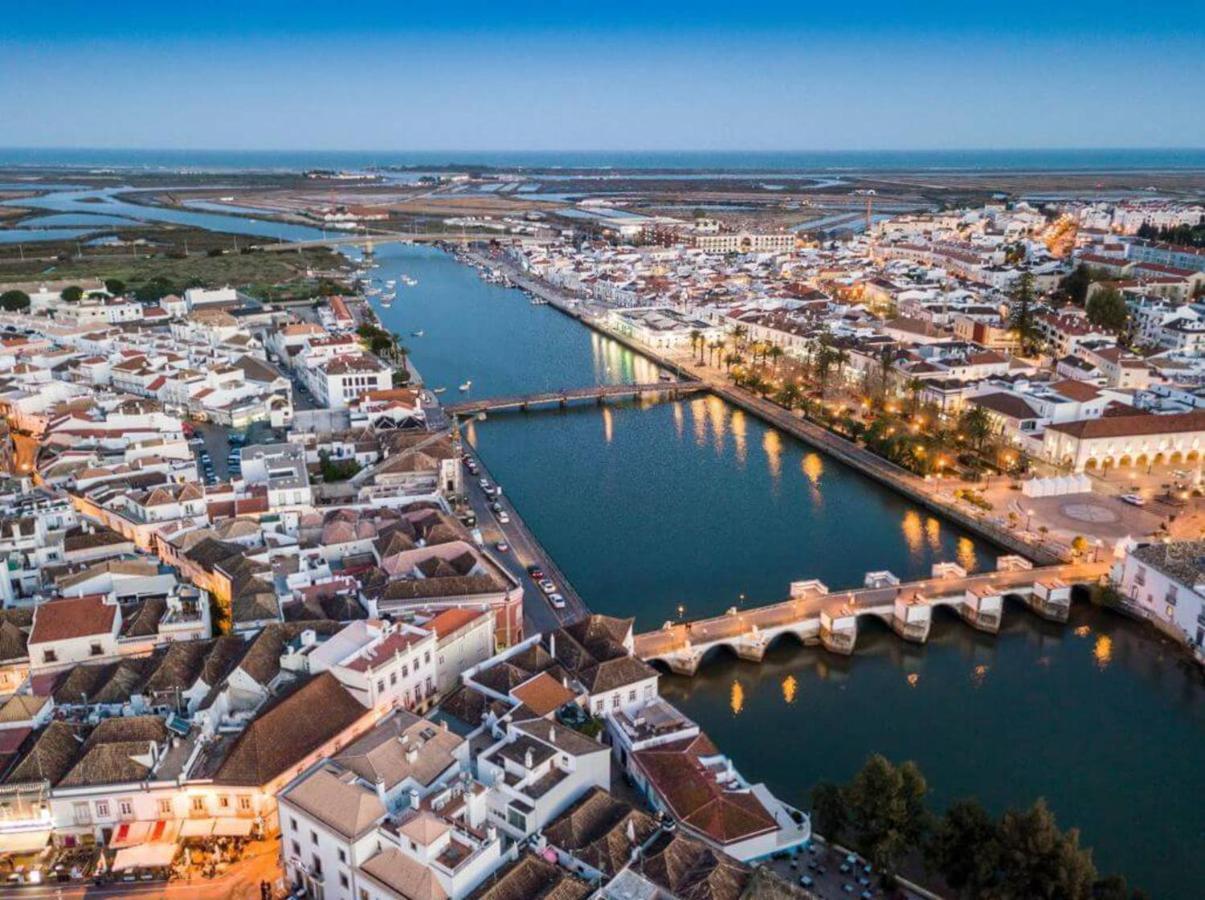 Beautiful 3-Bed House In Tavira In The City Center Buitenkant foto